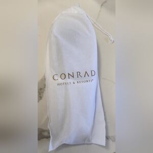 Conrad Hotel & Resorts Slippers, New, From Japan, House / Spa Slippers